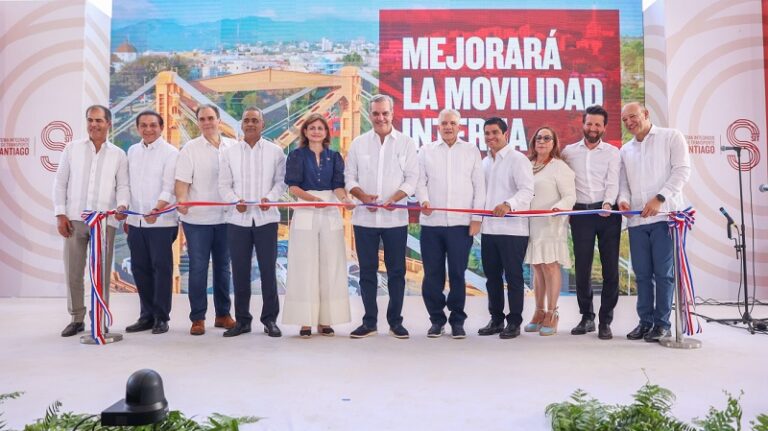 Presidente Abinader inaugura tramo I del Teleférico de Santiago