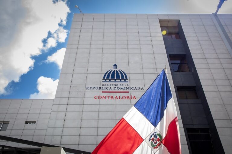 Contraloría emite segunda normativa que regula las cesiones de contratos