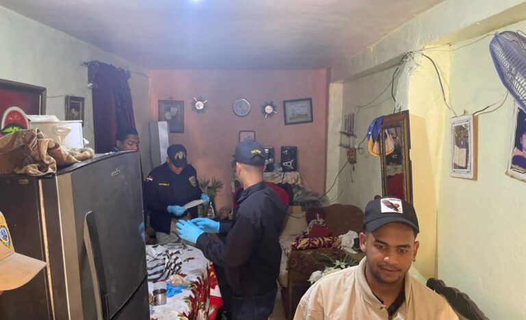 Varios detenidos por muerte de bisabuela de niña asesinada en la Máximo Gómez
