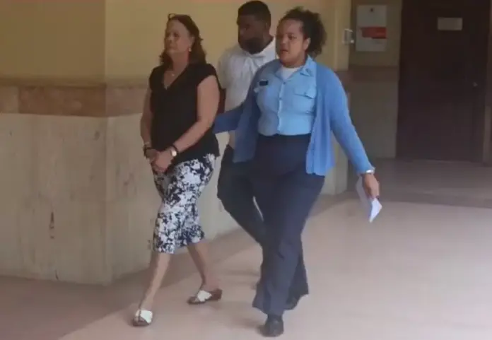 esposa-de-profesor-apresada