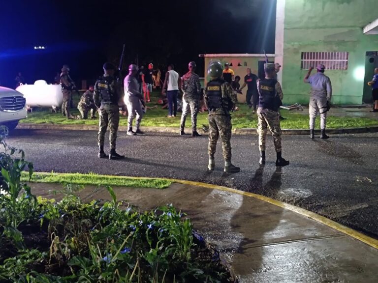 Identifican reos fallecidos durante motín en cárcel de Samaná