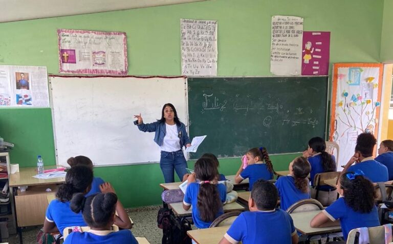 OMSA ha orientado a más de mil estudiantes en temas de seguridad vial a través del programa “OMSA en la Escuela”