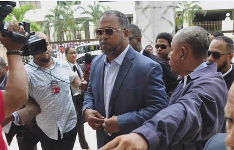 Condenan exalcalde Raúl Mondesí y otros tres exfuncionarios por malversación de fondos