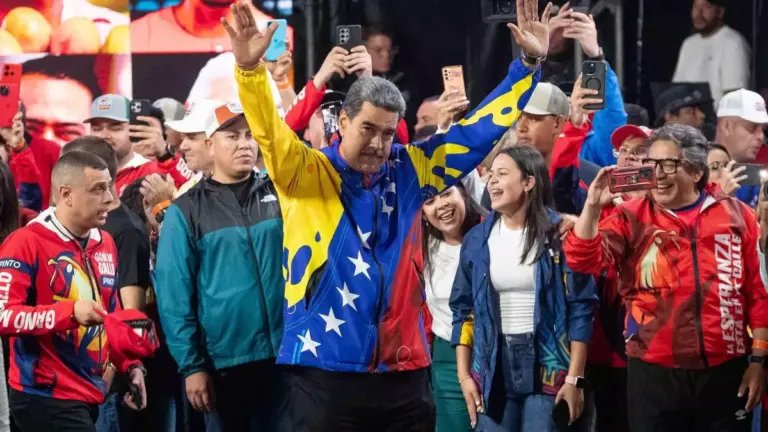 Autoridad electoral venezolana declara ganador a Maduro; la oposición denuncia irregularidades