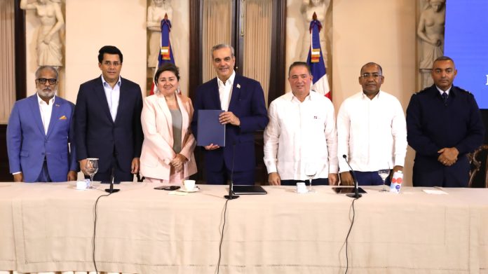 2d6d7bc8-9e7e-4684-8a2b-a36ef6be6e87