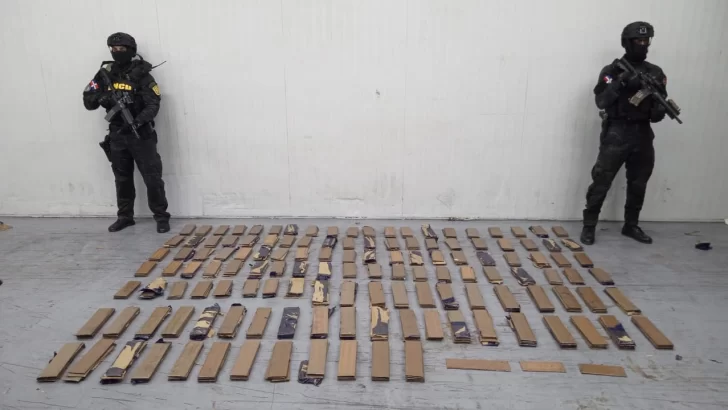 Ocupan 663 láminas de cocaína camufladas en cajas cargadas de banano