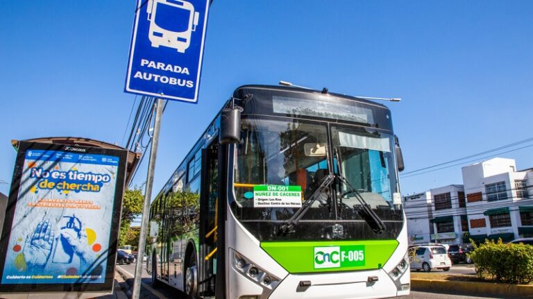 Intrant prohíbe paradas ilegales de motoristas en corredores Núñez, Churchill y Charles