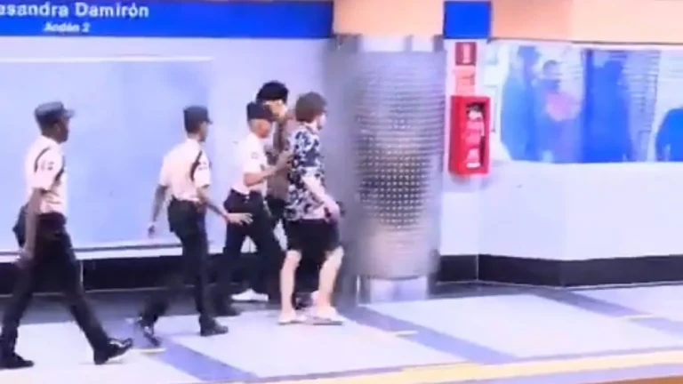 Retienen brevemente al youtuber Luisito Comunica por grabar en el Metro de Santo Domingo
