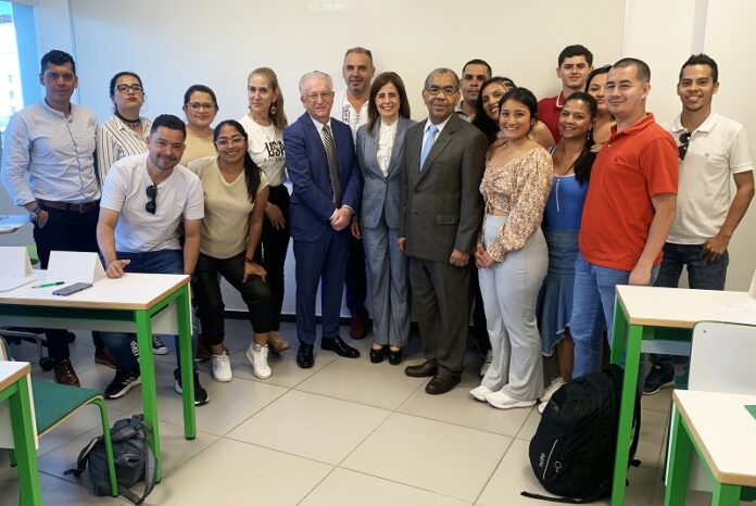 Oscar López Reyes- Charla sobre el marketing político