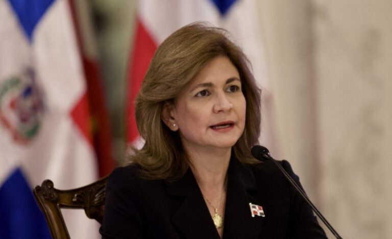 Raquel Peña es designada como presidenta del Gabinete de Educación