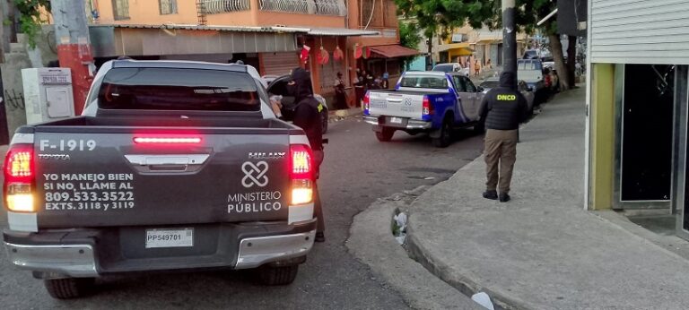 Ministerio Público incauta propiedad valorada en más de 6 millones de pesos y armas de fuego a red de narcotráfico desmantelada con operación Rana