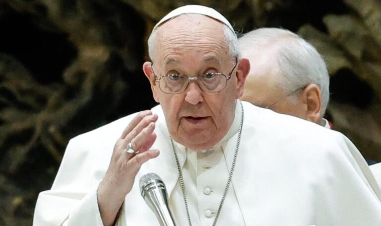 El papa pide ‘no olvidar’ a los haitianos 