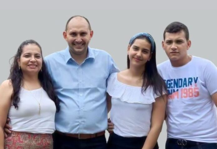 Copia-de-Copia-de-Copia-de-955728-HDM-2024-12-29T165609.838