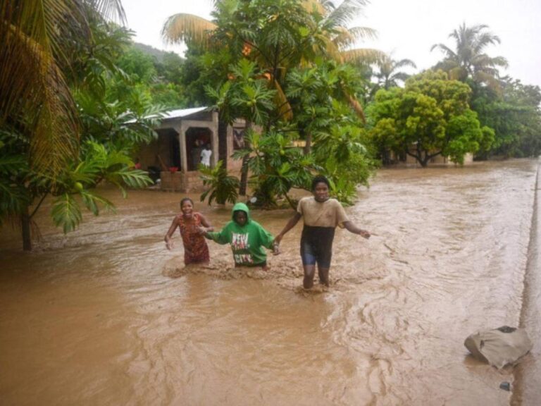 Aumentan a diez los muertos por las lluvias torrenciales en Haití