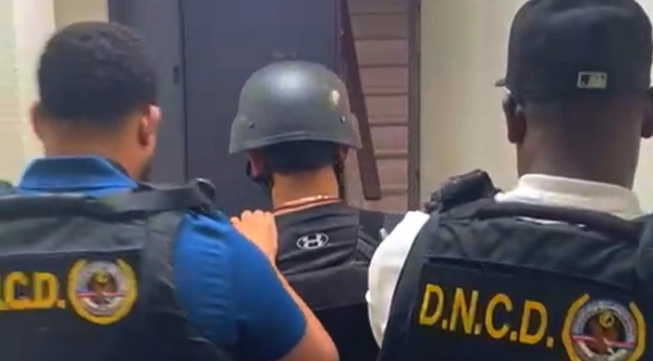 1ffa195cdeeb76f2d2a1684583cdd193_L