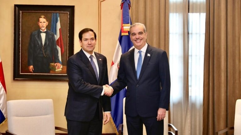 Presidente Abinader y secretario de Estado norteamericano, Marco Rubio, encabezan reunión de trabajo con delegaciones