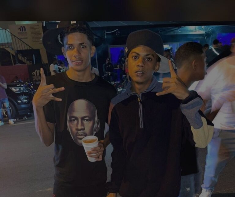 Dos jóvenes mueren tras calibrar motor en Cristo Rey