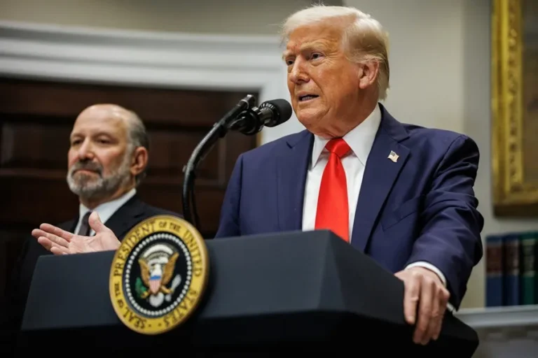 Trump ordena detener toda la ayuda militar en curso a Ucrania