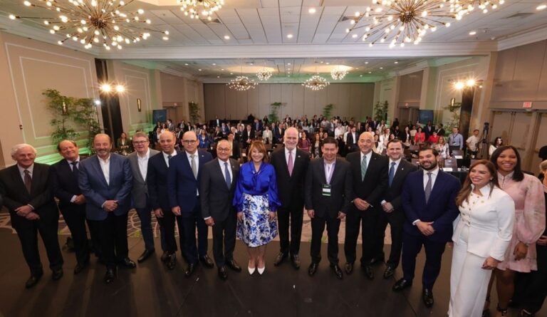 República Dominicana gana cuatro premios a la innovación financiera e impacto en la sostenibilidad otorgados por FELABAN