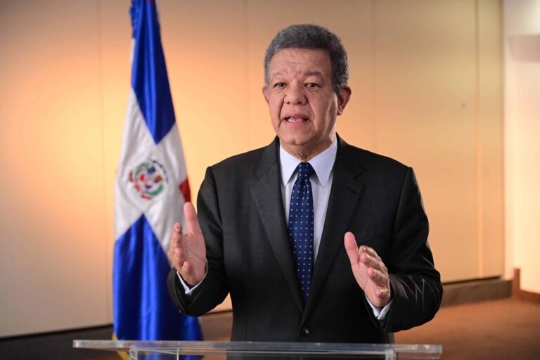 Encuesta favorece candidatura presidencial de Leonel Fernández con un 30.1%