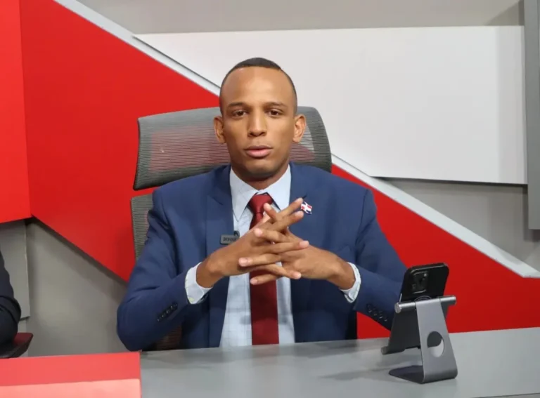 Hallan sano y salvo al periodista Edward Ramírez