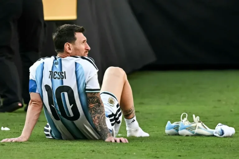 Con dolor «en el alma», Messi cierra su era con la selección argentina
